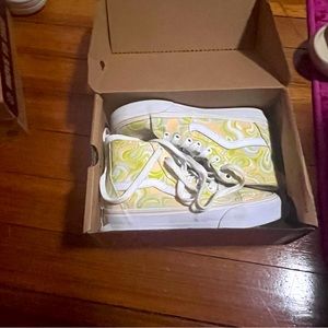 They are very nice matches with summer clothes